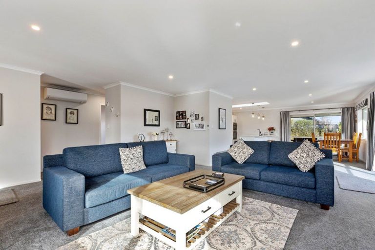 Photo of property in 1 Warrington Court, Carterton, 5713