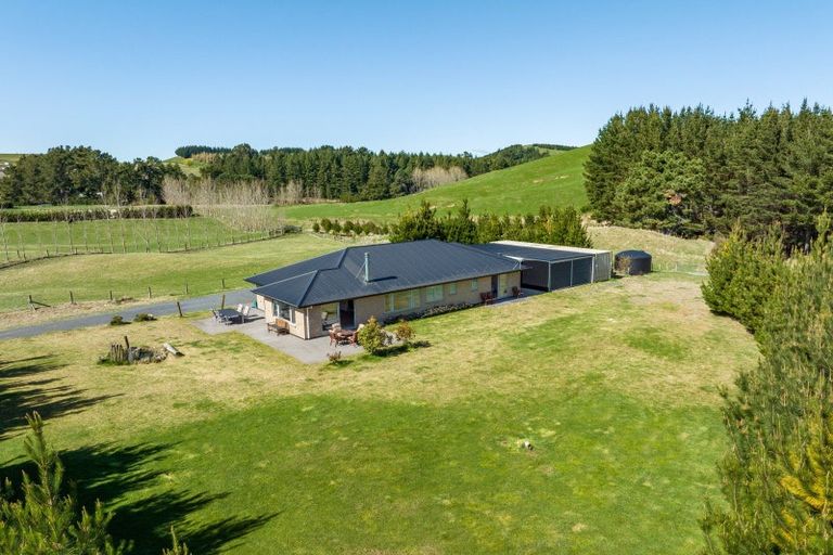 Photo of property in 57 Charnley Way, Kinloch, Taupo, 3385