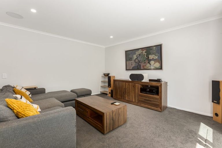 Photo of property in 44 Martingale Drive, Whitby, Porirua, 5024