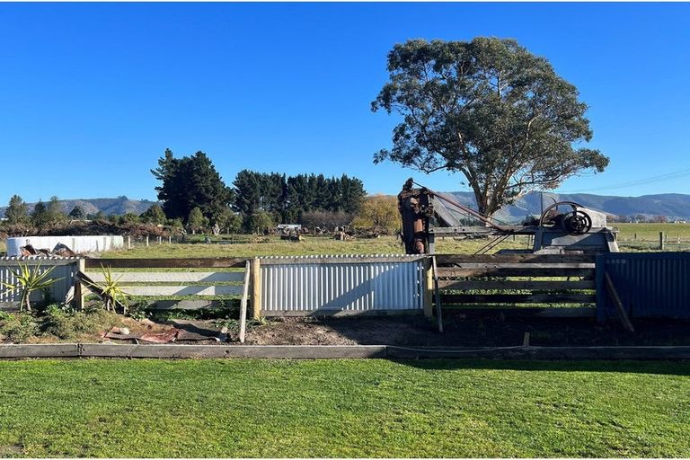 Photo of property in 130 Molloys Road, Waimate, 7980