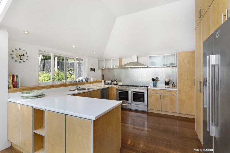 Photo of property in 29 Rimu Road, Kelburn, Wellington, 6012