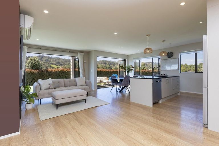 Photo of property in 30 Robert Might Road, Huapai, Kumeu, 0810