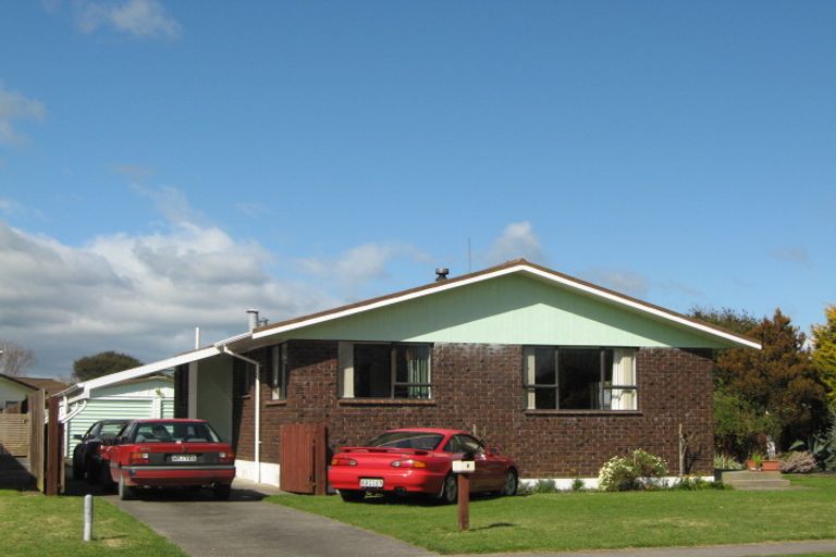 Photo of property in 2b Ratima Place, Whakatane, 3120