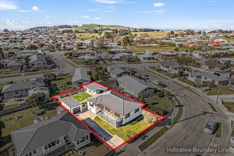 Photo of property in 23 Glendale Crescent, Holmes Hill, Oamaru, 9401