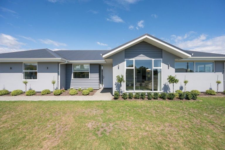 Photo of property in 2 Hallmark Drive, Hope, Richmond, 7020