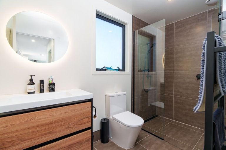 Photo of property in 29c Bay Road, Warrington, 9471