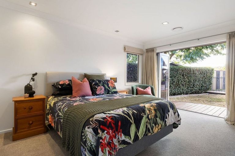 Photo of property in 5 Cooper Crescent, Cambridge, 3434