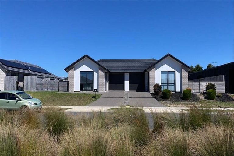Photo of property in 23 Tamapahore Boulevard, Papamoa Beach, Papamoa, 3118