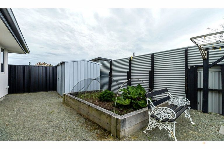 Photo of property in 16 Tancred Street, Geraldine, 7930