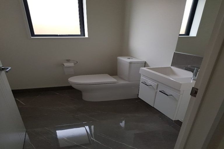 Photo of property in 17 Tutton (pvt) Mews, Rangiora, 7400