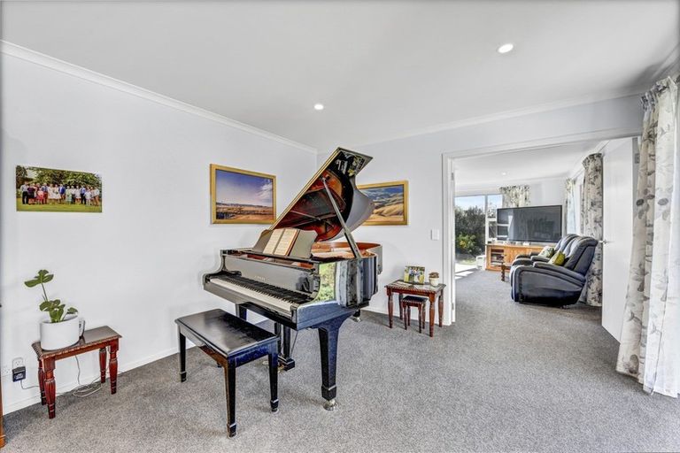 Photo of property in 107 Mapua Drive, Mapua, 7005