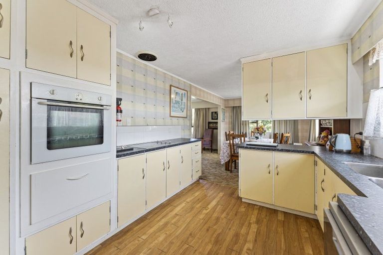 Photo of property in 11 Amber Grove, Birchville, Upper Hutt, 5018