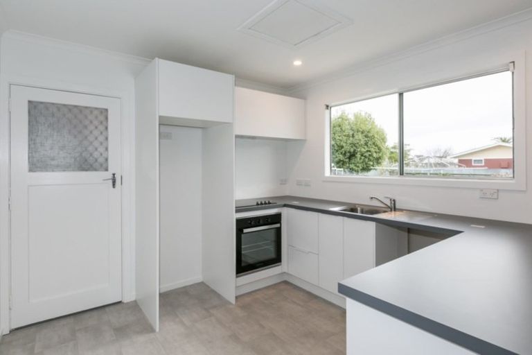 Photo of property in 3/47 Douglas Mclean Avenue, Marewa, Napier, 4110