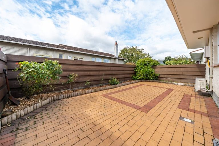 Photo of property in 2/625 High Street, Boulcott, Lower Hutt, 5010
