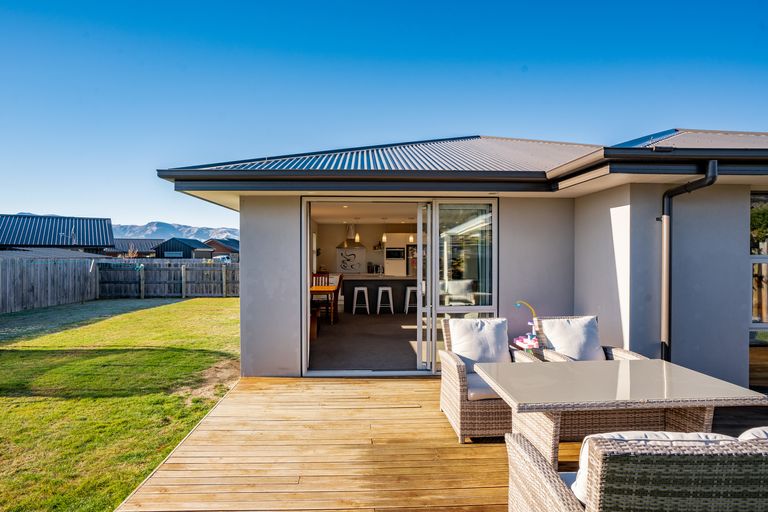 Photo of property in 14 Finch Street, Albert Town, Wanaka, 9305