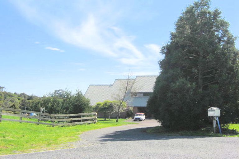 Photo of property in 18 Eva Road, Ridgewood, New Plymouth, 4371
