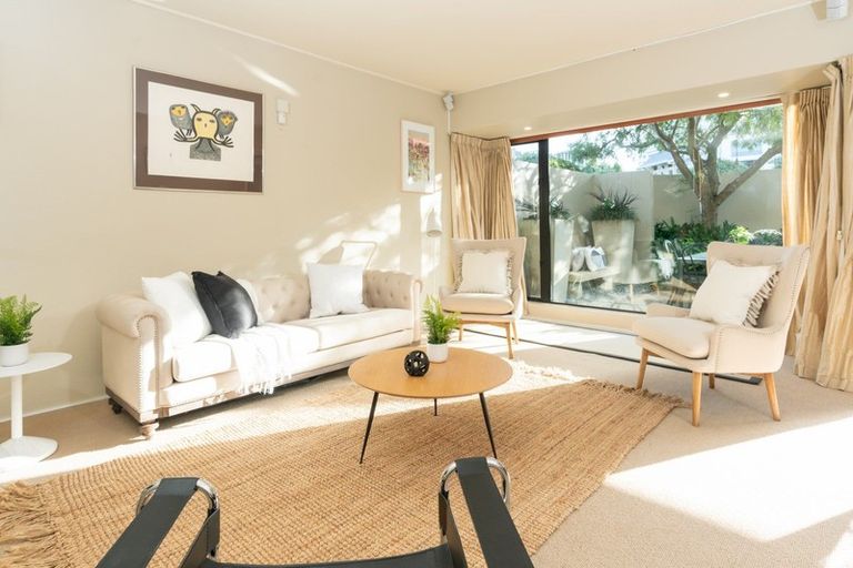 Photo of property in Highwic, 3/32 Hobson Street, Thorndon, Wellington, 6011