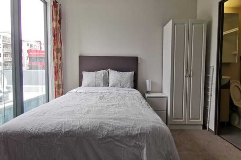 Photo of property in Dual Apartments, 108/142 Vivian Street, Te Aro, Wellington, 6011