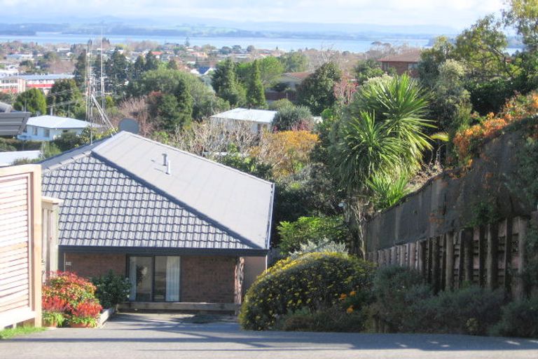 Photo of property in 18 Highmore Place, Brookfield, Tauranga, 3110