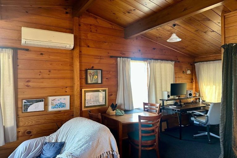 Photo of property in 5 Prossers Road, Saint Martins, Christchurch, 8022