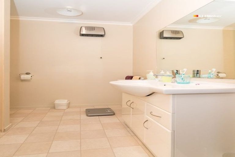 Photo of property in 133c Macandrew Road, South Dunedin, Dunedin, 9012