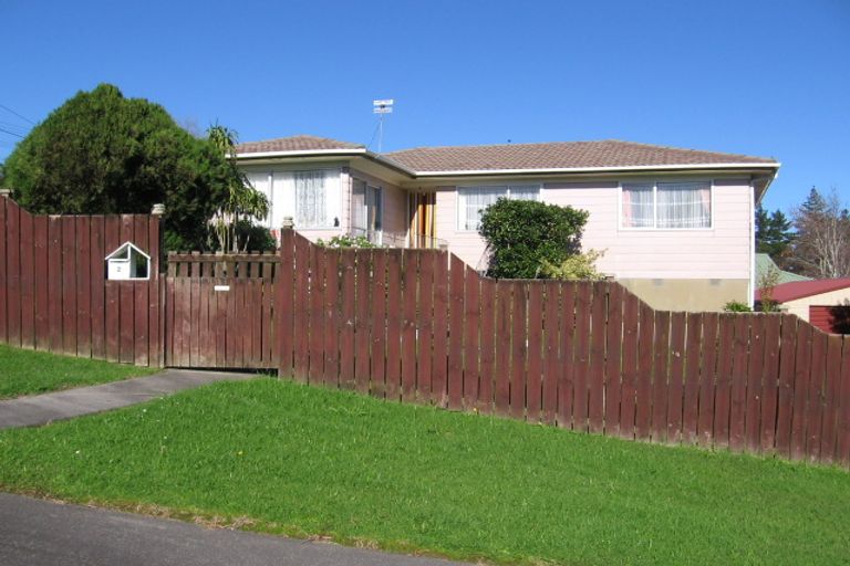 Photo of property in 2 Kellett Road, Ranui, Auckland, 0612