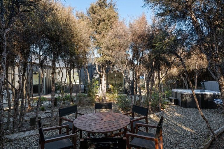 Photo of property in 10a Old Racecourse Road, Albert Town, Wanaka, 9305