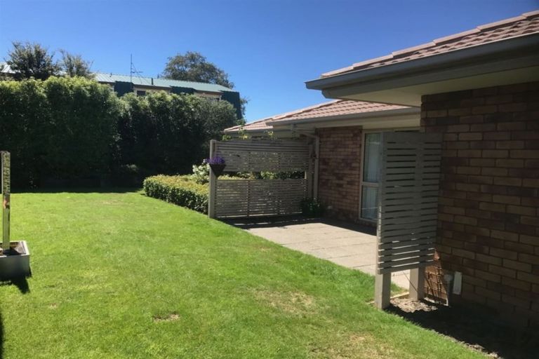 Photo of property in 432c Harewood Road, Harewood, Christchurch, 8051