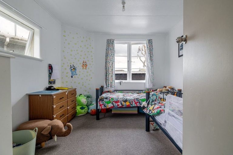 Photo of property in 40 Andrew Avenue, Roslyn, Palmerston North, 4414