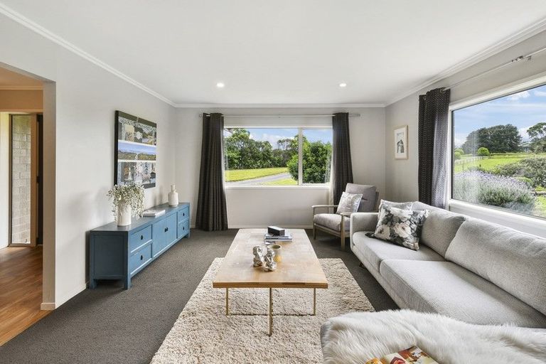 Photo of property in 260 Urquhart Road, Karaka, Papakura, 2580