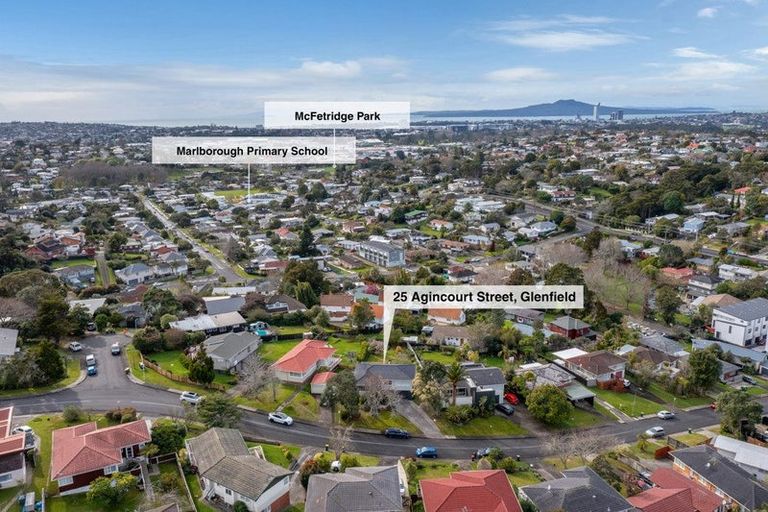 Photo of property in 25 Agincourt Street, Glenfield, Auckland, 0629