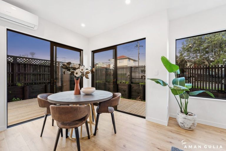 Photo of property in 7d Poto Street, Te Atatu South, Auckland, 0610