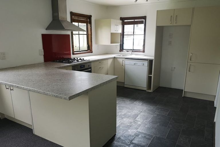 Photo of property in 2/85 Meadway, Sunnyhills, Auckland, 2010