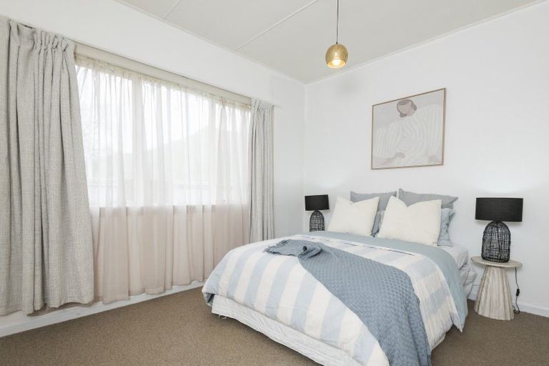 Photo of property in 2 Worsley Street, Tamarau, Gisborne, 4010