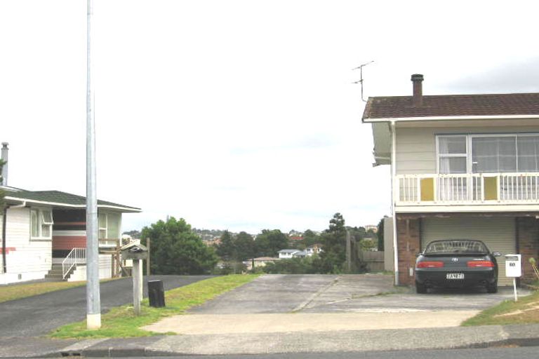 Photo of property in 1/60 Juniper Road, Sunnynook, Auckland, 0620