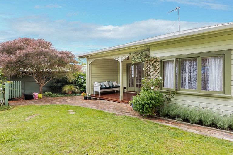 Photo of property in 36 Raroa Place, Pukerua Bay, 5026
