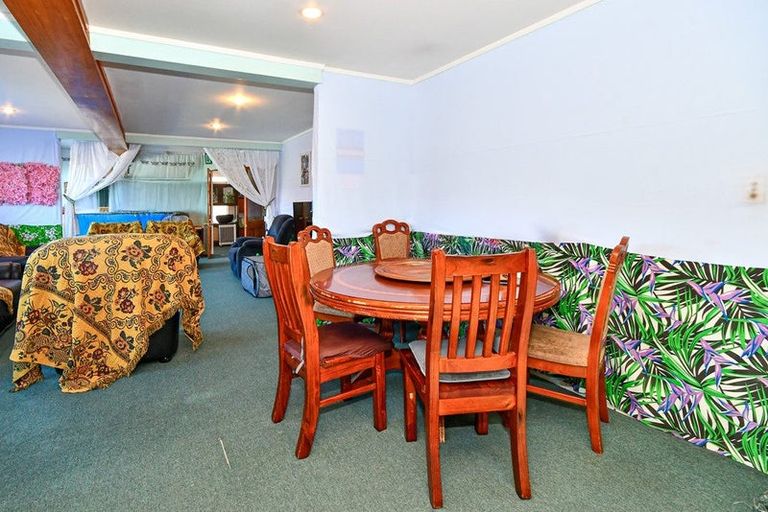 Photo of property in 12 Vickerman Street, Otara, Auckland, 2023