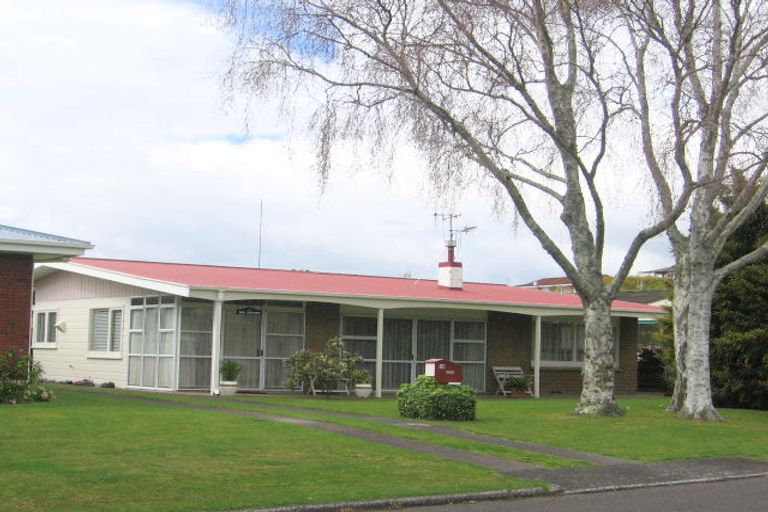 Photo of property in 28 Freyberg Street, Otumoetai, Tauranga, 3110