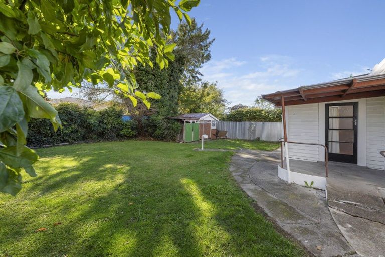 Photo of property in 142 Charles Street, Blenheim, 7201