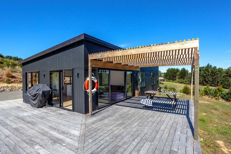 Photo of property in 408c Lees Road, Hahei, Whitianga, 3591