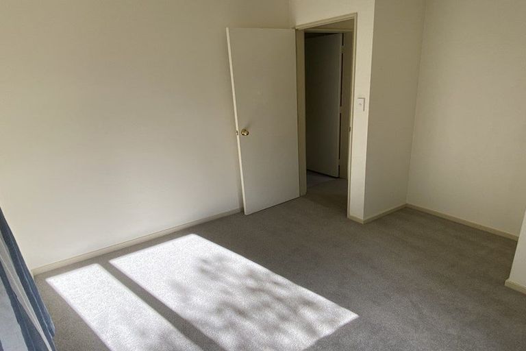 Photo of property in 37 Olivia Crescent, Tawa, Wellington, 5028