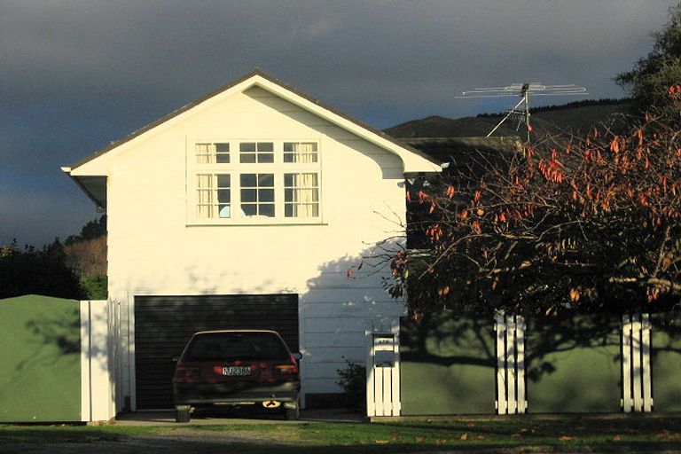 Photo of property in 478 Te Moana Road, Waikanae, 5036