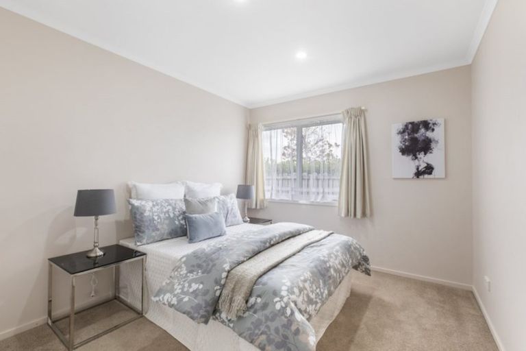 Photo of property in 1 Poaka Avenue, Takanini, 2112