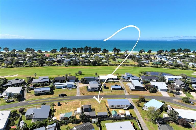 Photo of property in 142 The Fairway, Matarangi, Whitianga, 3592