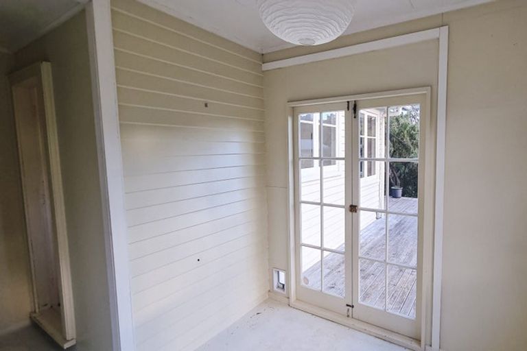 Photo of property in 46 Wellington Road, Paekakariki, 5034