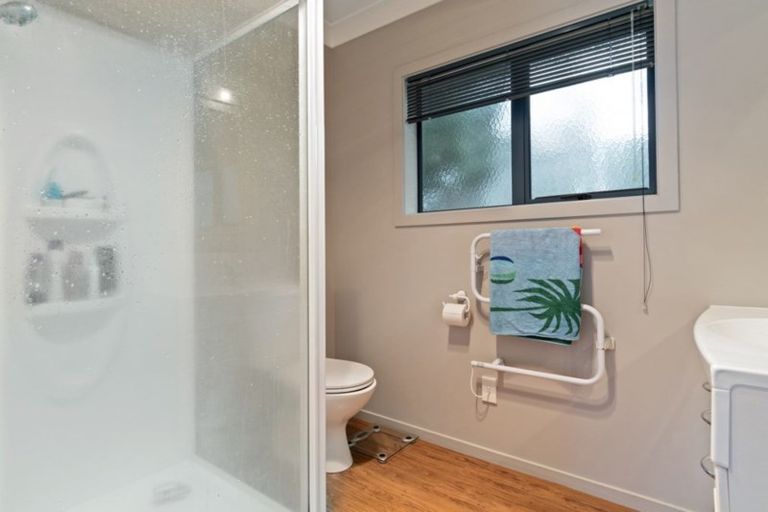 Photo of property in 16 Olive Close, Omokoroa, 3114