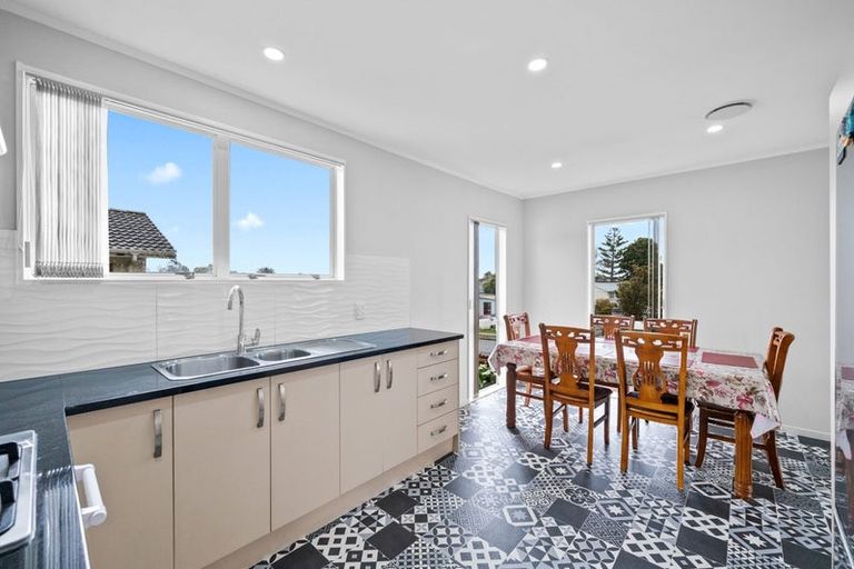 Photo of property in 5/48 Taitimu Drive, Weymouth, Auckland, 2103