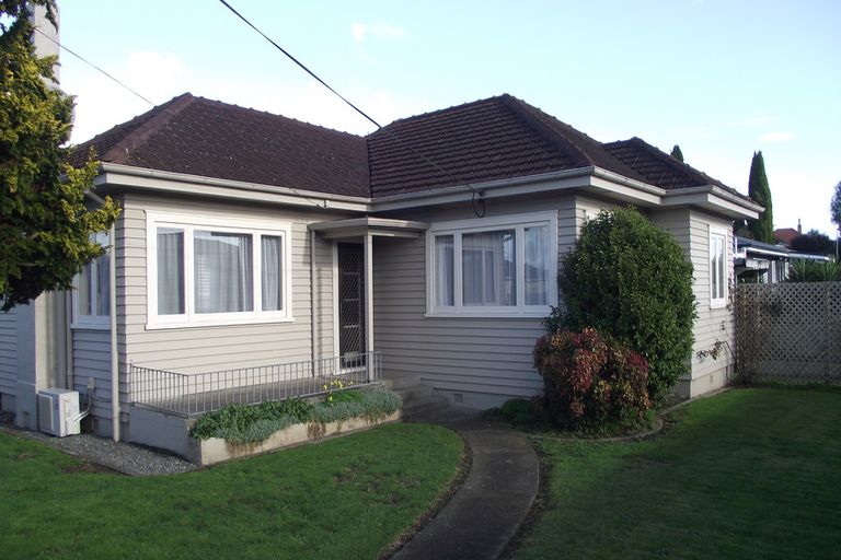 Photo of property in 185 Studholme Street, Morrinsville, 3300