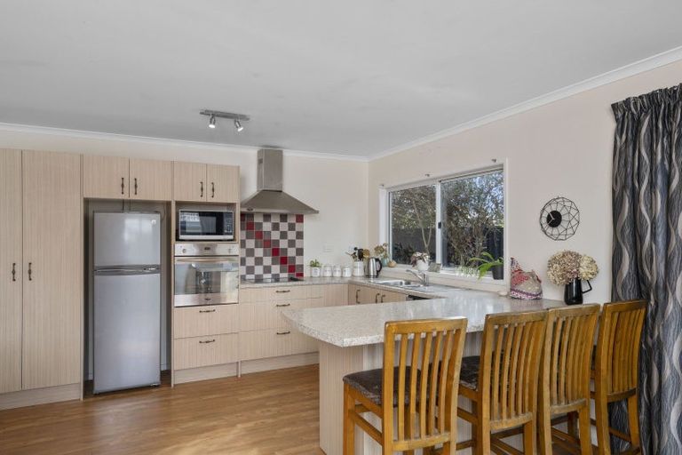 Photo of property in 76 Blake Boulevard, Papamoa Beach, Papamoa, 3118