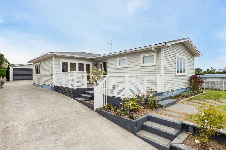 Photo of property in 38 Gray Avenue, Paraparaumu Beach, Paraparaumu, 5032